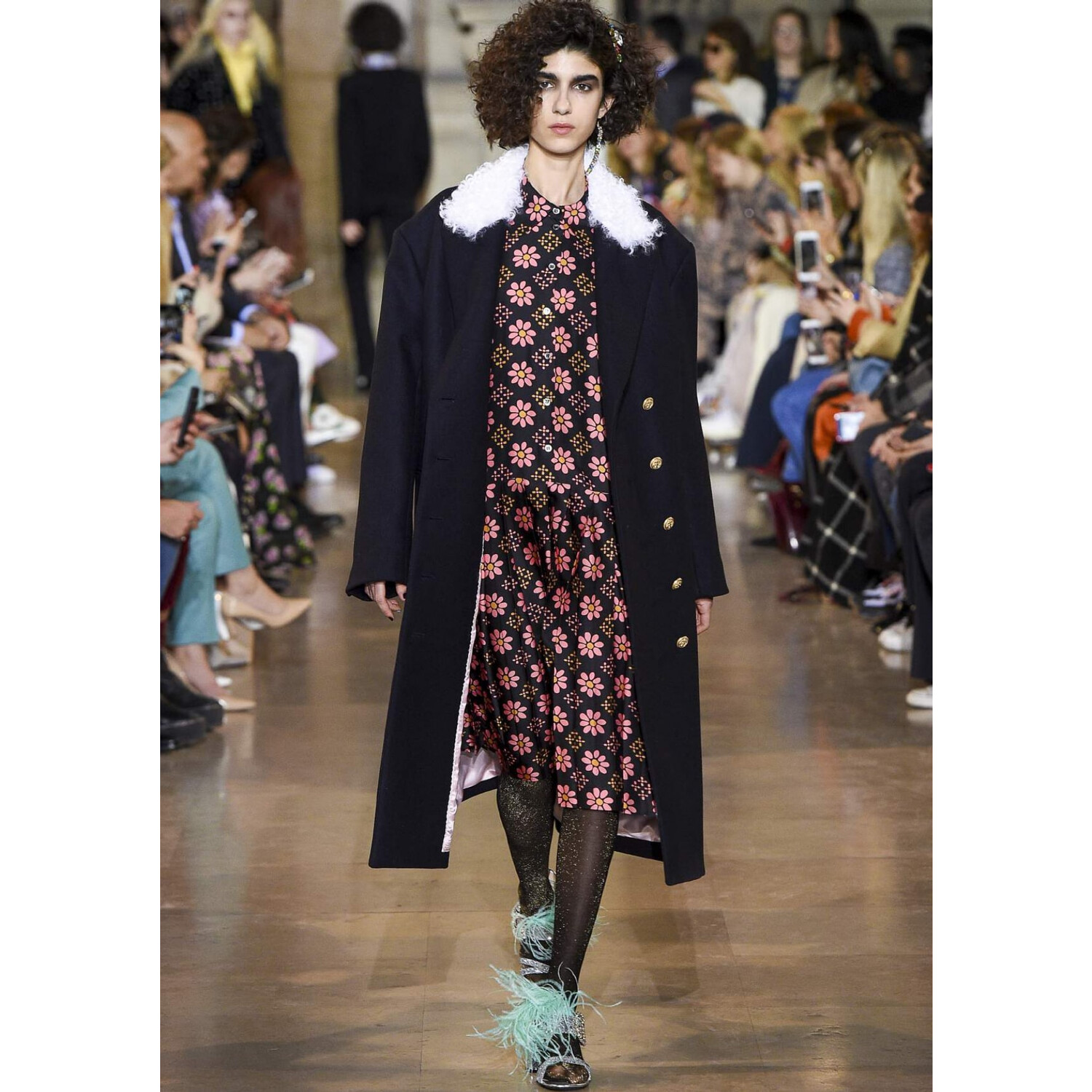 Фото Paul & Joe Fall 2019 Ready-to-Wear / Paul & Joe осень-зима 2019/20 / Неделя моды: Париж
